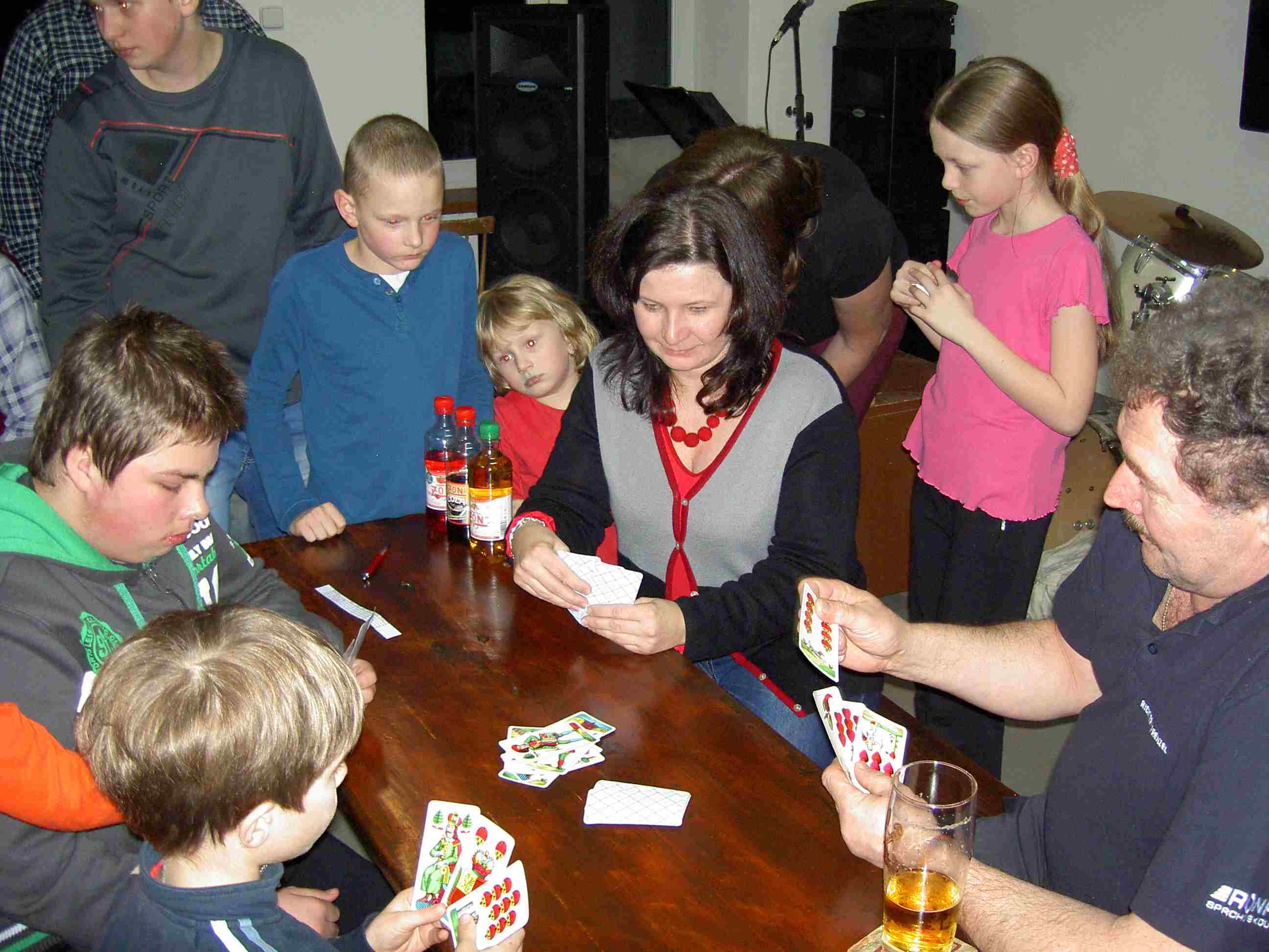 Fotogtafie z 2. ročníku karetního turnaje